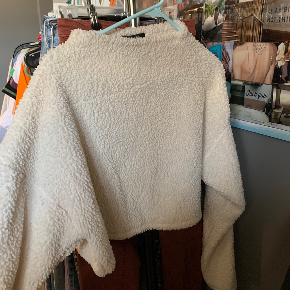 cropped teddy top